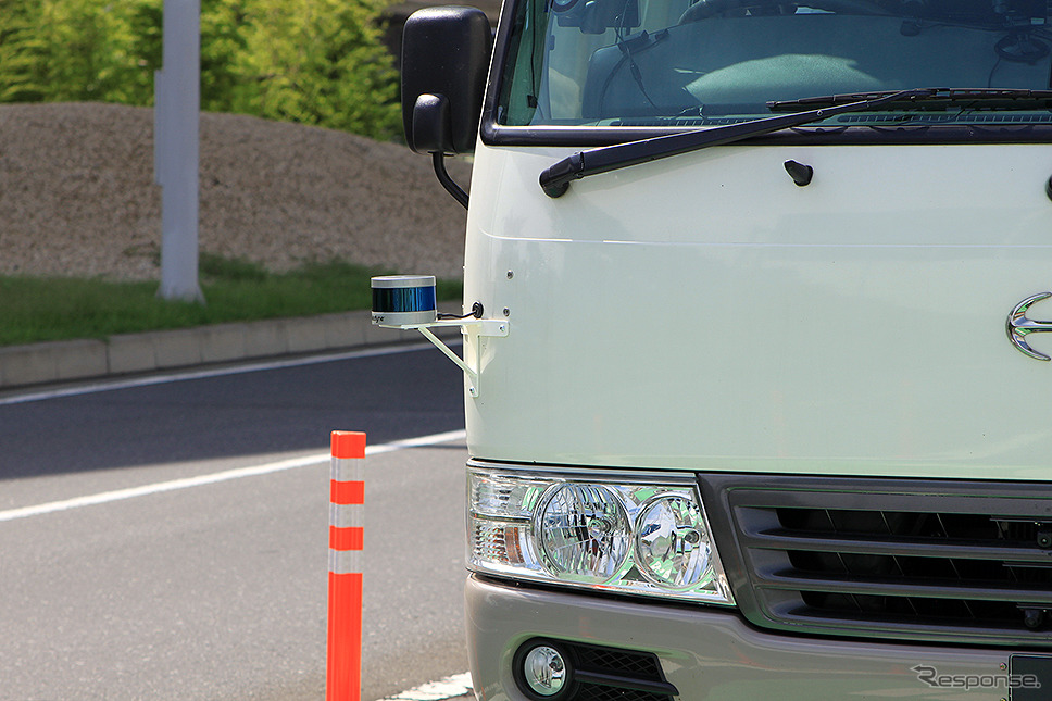 羽田空港 自動運転バス実証実験で計測を繰り返す埼玉工業大学自動運転AIバス(2020年6月21日)戦略的イノベーション創造プログラム(SIP)第2期)《撮影 大野雅人(Gazin Airlines)》