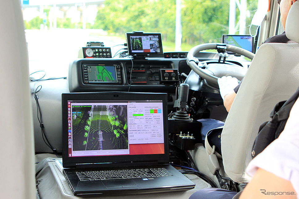 羽田空港 自動運転バス実証実験で計測を繰り返す埼玉工業大学自動運転AIバス(2020年6月21日)戦略的イノベーション創造プログラム(SIP)第2期)《撮影 大野雅人(Gazin Airlines)》
