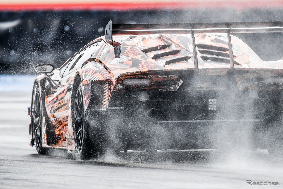 ランボルギーニ SCV12 のプロトタイプ《photo by Lamborghini》