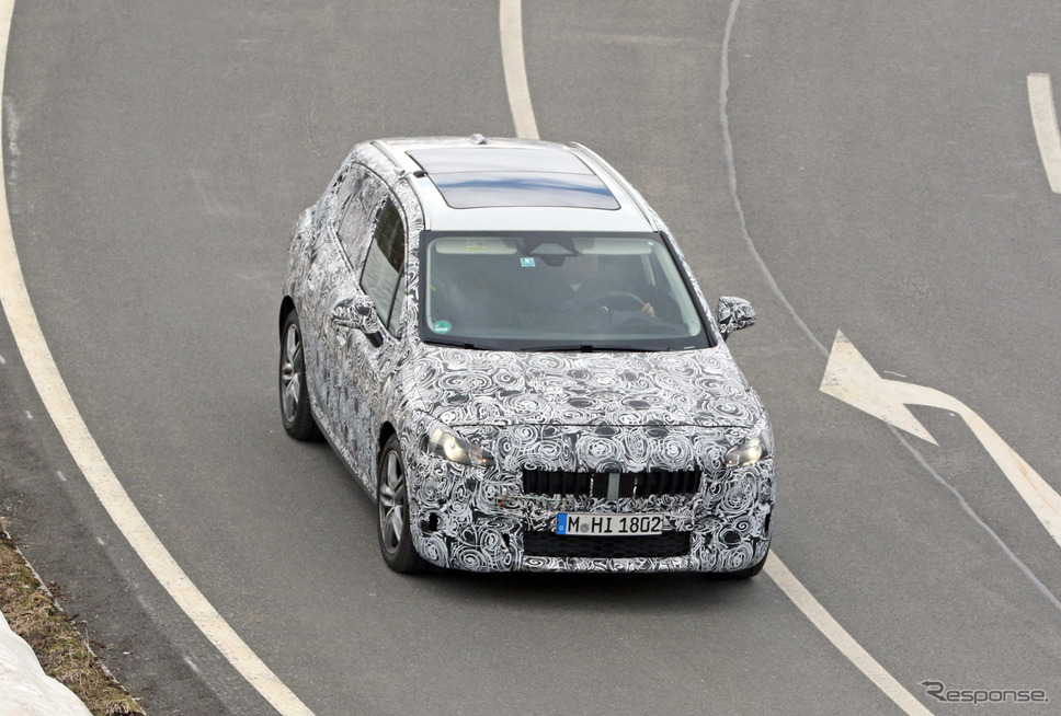 BMW 2シリーズ アクティブツアラー 開発車両スクープ写真《APOLLO NEWS SERVICE》