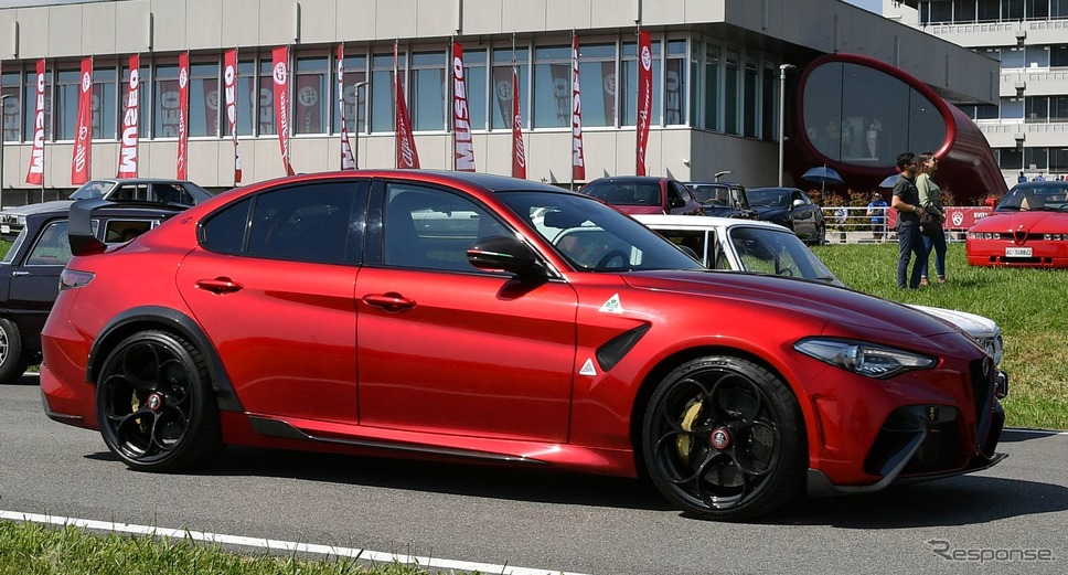 アルファロメオ・ジュリア GTA 新型の「GTAm」《photo by Alfa Romeo》
