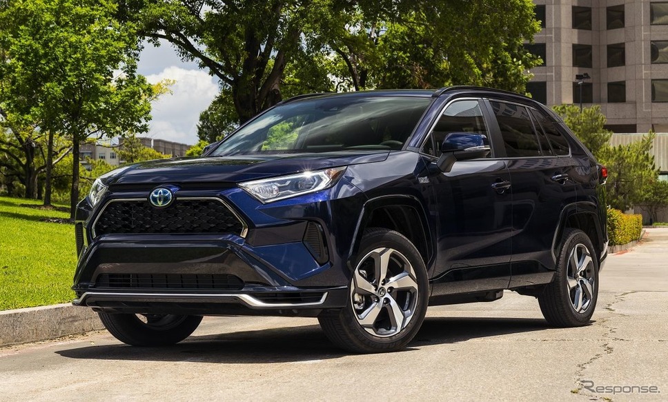 トヨタ RAV4 プライム(日本名:RAV4 PHV に相当)《photo by Toyota》