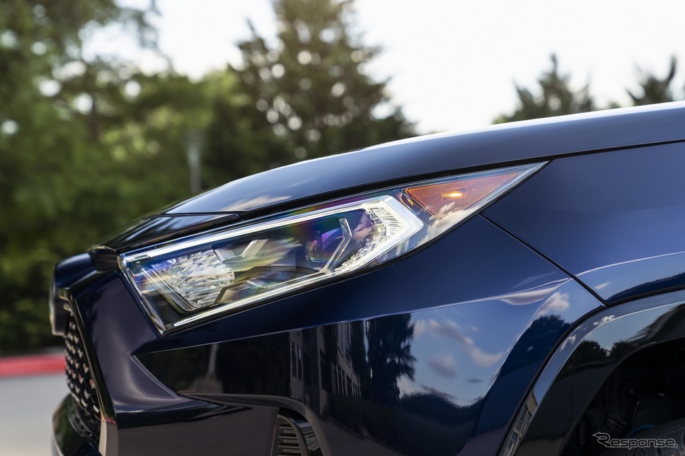 トヨタ RAV4 プライム(日本名:RAV4 PHV に相当)《photo by Toyota》