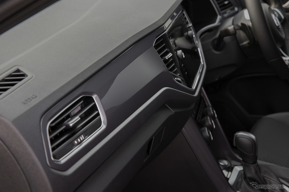 VW T-Roc《写真提供 フォルクスワーゲングループジャパン》