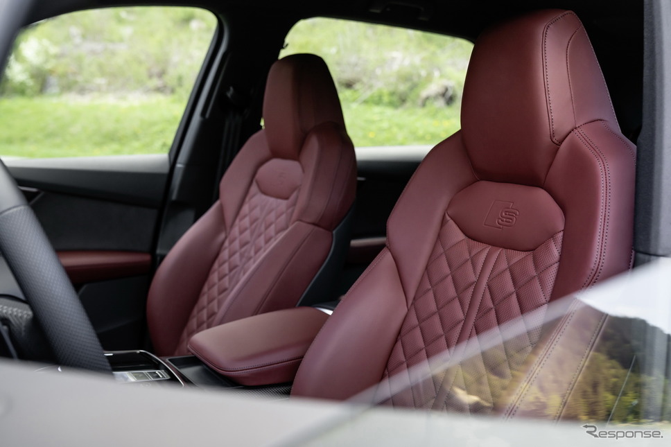 アウディ SQ7 改良新型の4.0TFSI《photo by Audi》