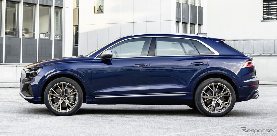アウディ SQ8 の4.0TFSI《photo by Audi》