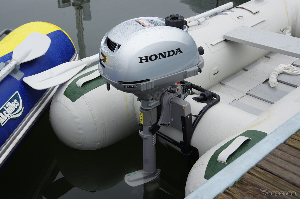ホンダの2馬力空冷エンジン船外機「BF2」で東京・砂町運河を行く《写真撮影 宮崎壮人》