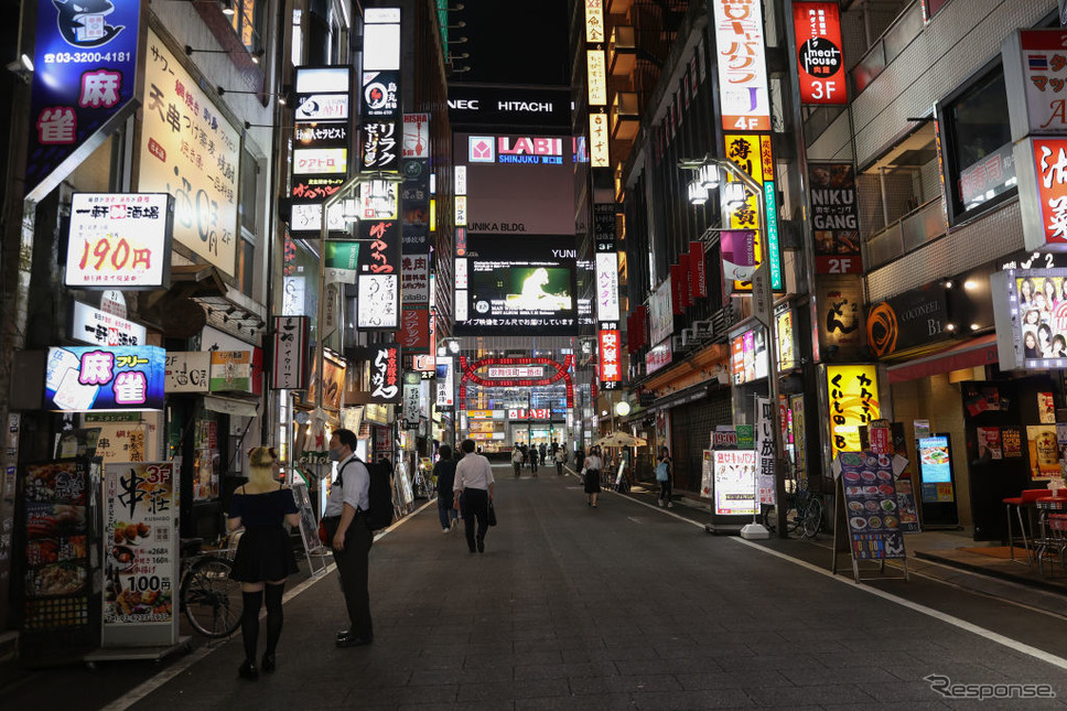 東京、歌舞伎町(7月21日)《Photo by Takashi Aoyama/Getty Images News/ゲッティイメージズ》