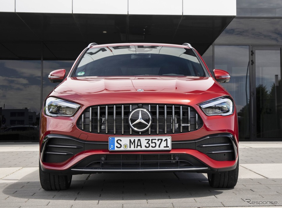 メルセデスAMG GLA 35 4MATIC《photo by Mercedes-Benz》