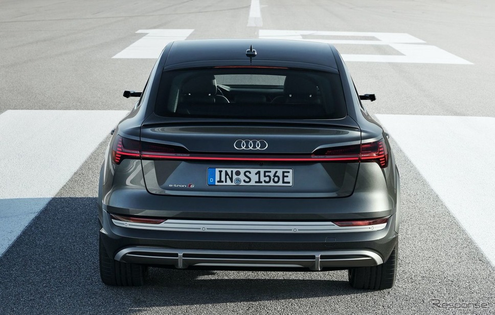 アウディ e-tron S スポーツバック《photo by Audi》