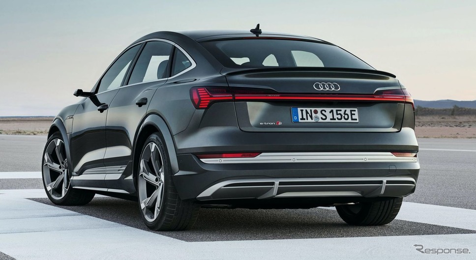 アウディ e-tron S スポーツバック《photo by Audi》
