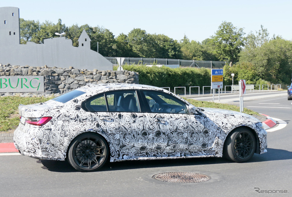 BMW M3セダン 新型プロトタイプ(スクープ写真)《APOLLO NEWS SERVICE》