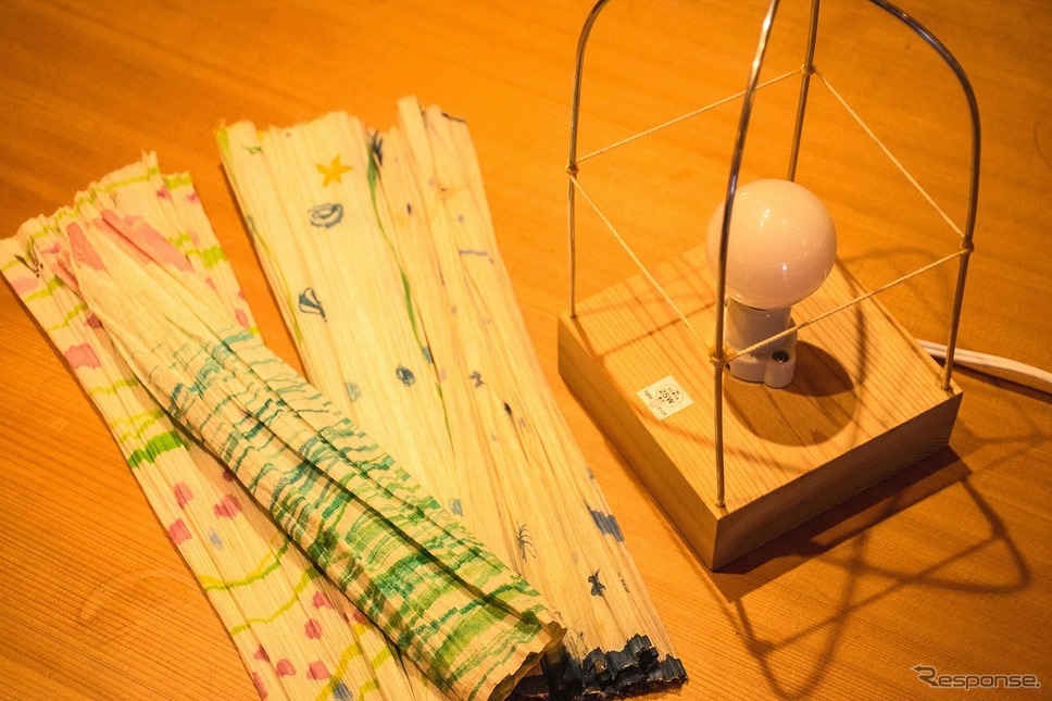 「吉野の手すき和紙」で作るランプ《写真提供 LEXUS NEW TAKUMI PROJECT PR事務局》