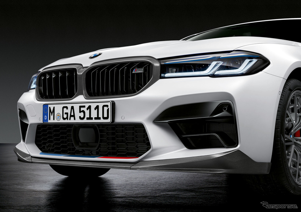 BMW M5 改良新型のMパフォーマンスパーツ《photo by BMW》
