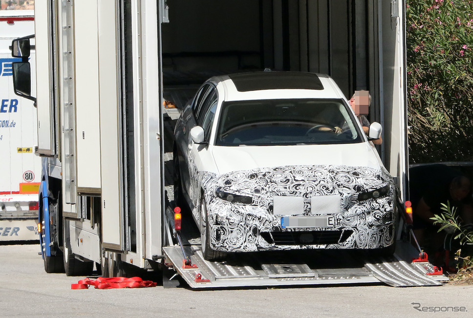 BMW 3シリーズ EV 市販型プロトタイプ（スクープ写真）《APOLLO NEWS SERVICE》