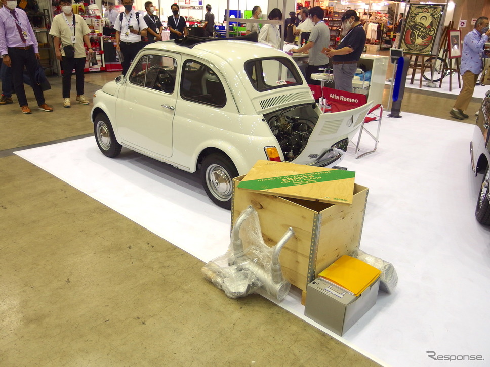 フィアット500L、1971年(オートモビルカウンシル2020)《写真撮影 高木啓》