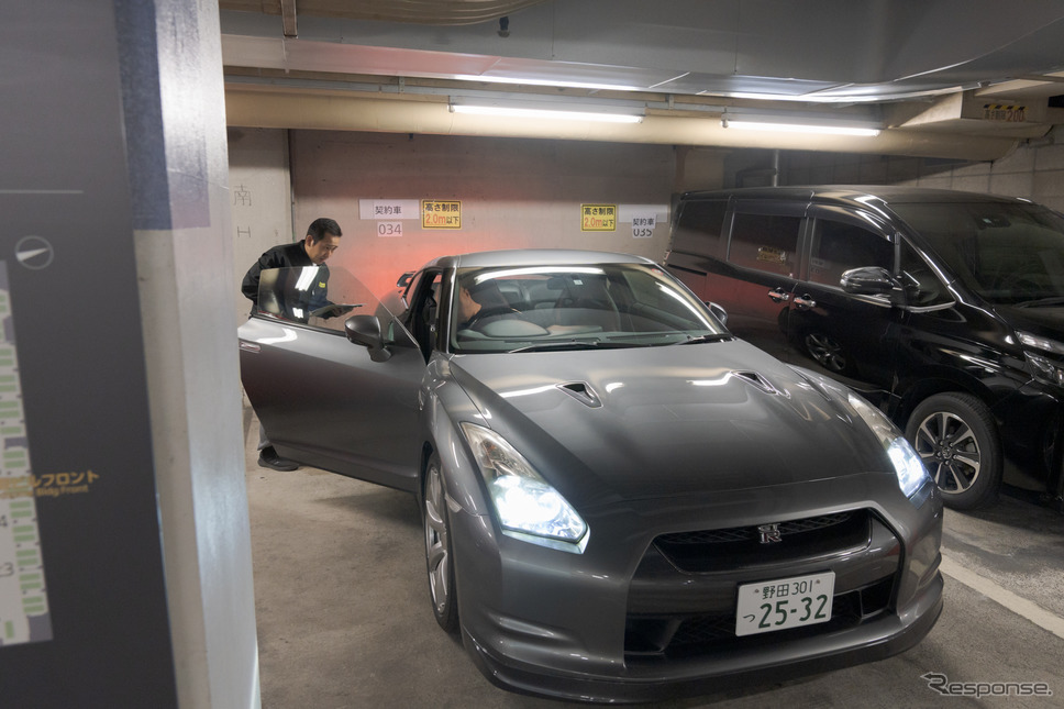 0円レンタル車として日産GT-Rも用意されている。(注:再開にあたりラインナップの変更が行われています)《写真撮影 関口敬文》