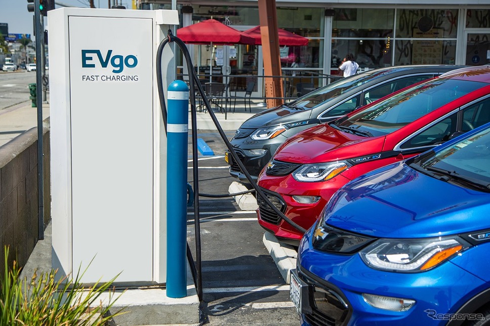 GMと協力関係にあるEVgoの急速充電ステーション《photo by GM》