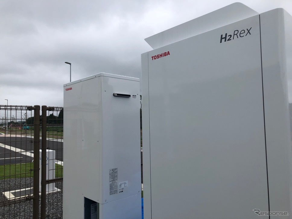 「道の駅なみえ」に納入された3.5kW「H2Rex」《写真提供 東芝エネルギーシステムズ》