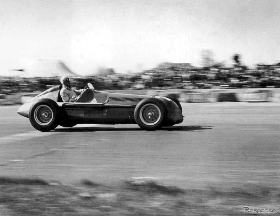 ジュゼッペ・ファリーナ（1950年、F1イギリスGP）《Photo by Hulton Archive/ゲッティイメージズ》