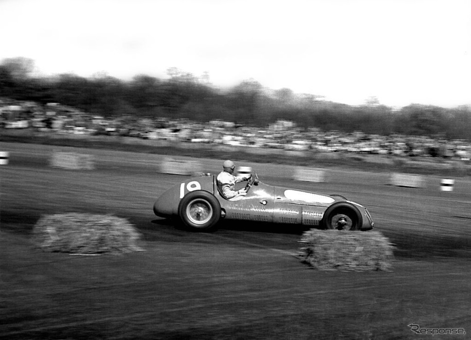 ルイ・シロンのマセラティ4CLT（1950年、F1イギリスGP）《Photo by GP Library/Universal Images Group/ゲッティイメージズ》