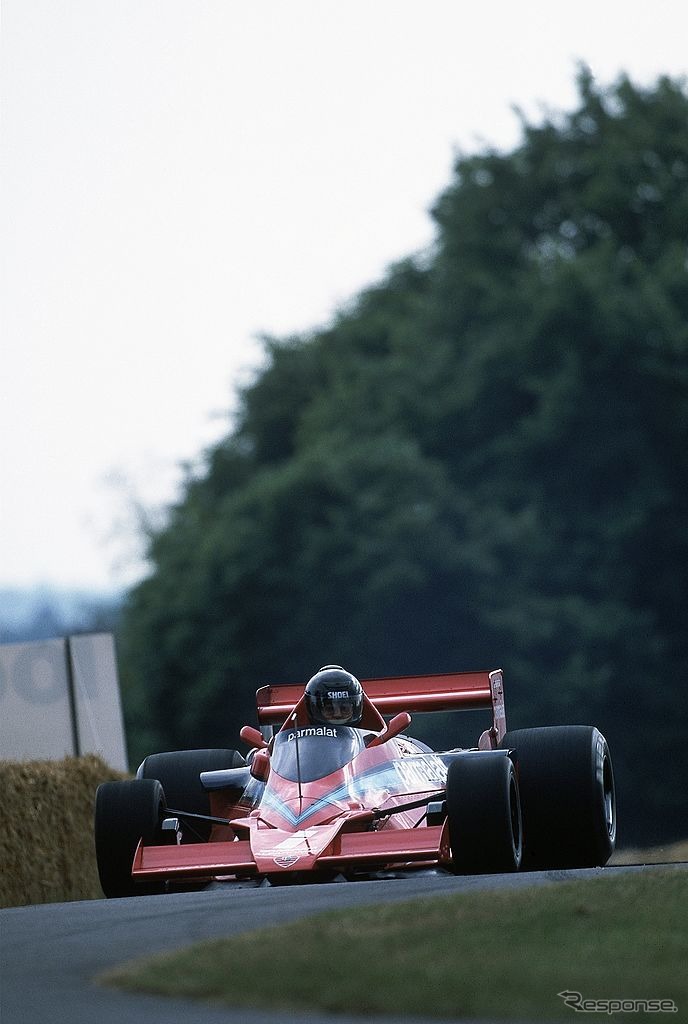 ブラバムBT46B“ファンカー”(グッドウッド2001)《Photo by Bryn Lennon/Allsport/Getty Images Sport/ゲッティイメージズ》
