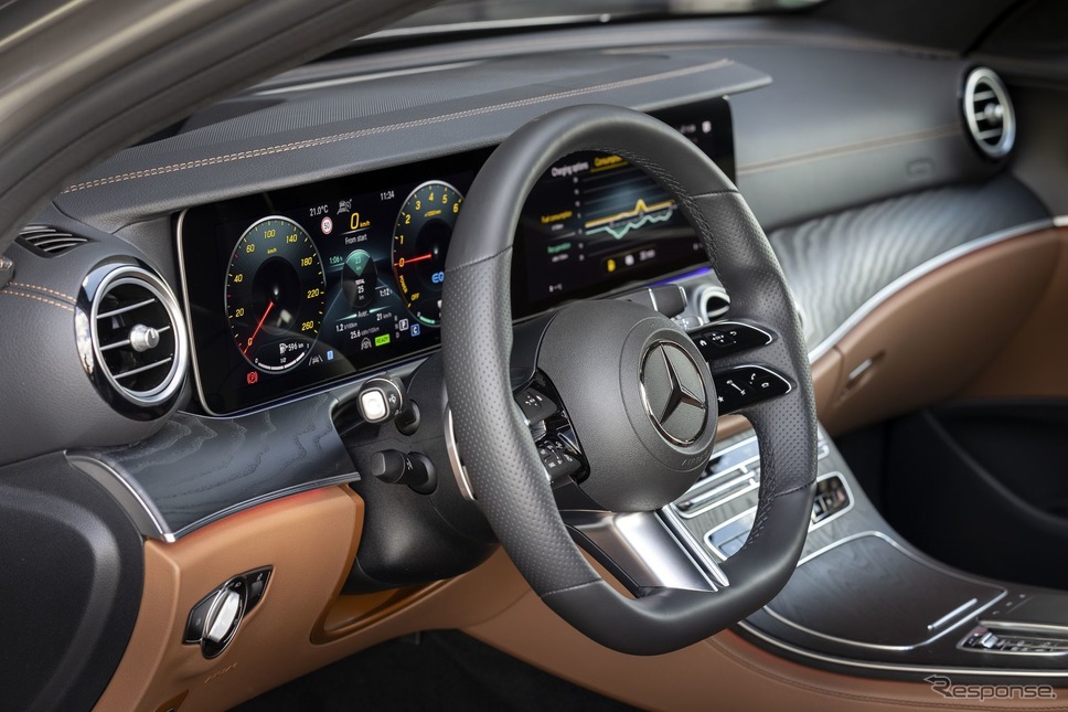 メルセデスベンツ Eクラス・セダン 改良新型のPHV「E 300 e 4MATIC」《photo by Mercedes-Benz》