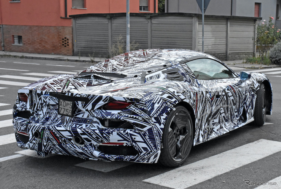 マセラティの新型スーパーカー『MC20』市販型プロトタイプ(スクープ写真)《APOLLO NEWS SERVICE》