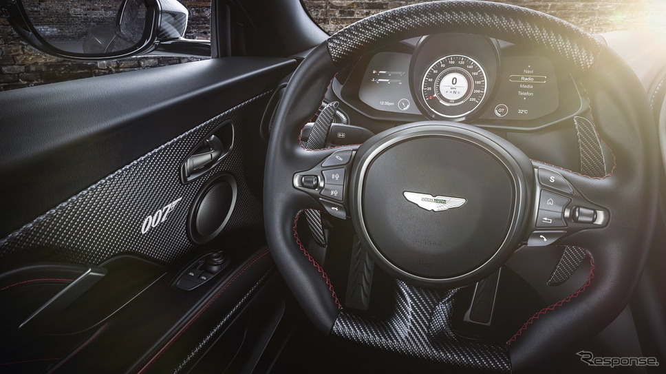 アストンマーティン DBS スーパーレッジェーラ 007エディション《photo by Aston Martin》