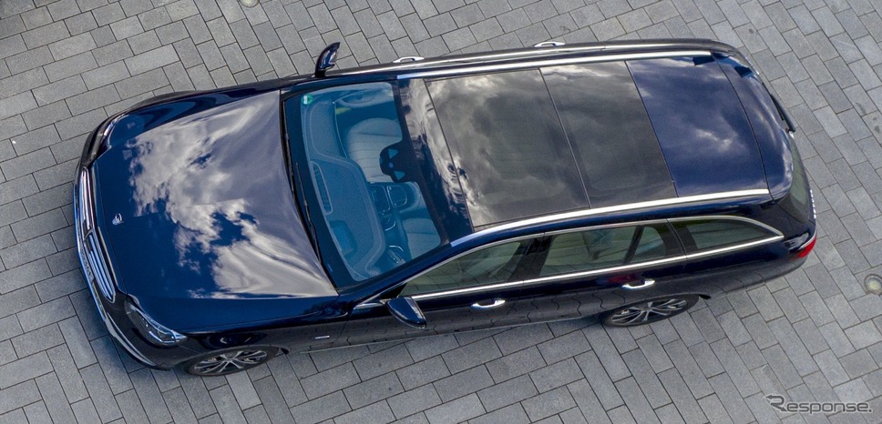 メルセデスベンツ Eクラス・ステーションワゴン 改良新型のPHV「E 300 de 4MATIC」《photo by Mercedes-Benz》