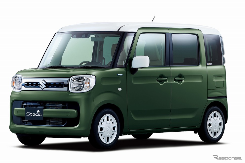 スズキ スペーシア ハイブリッドX 全方位モニター用カメラパッケージ装着車 クールカーキパールメタリック ホワイト2トーンルーフ《写真提供 スズキ》