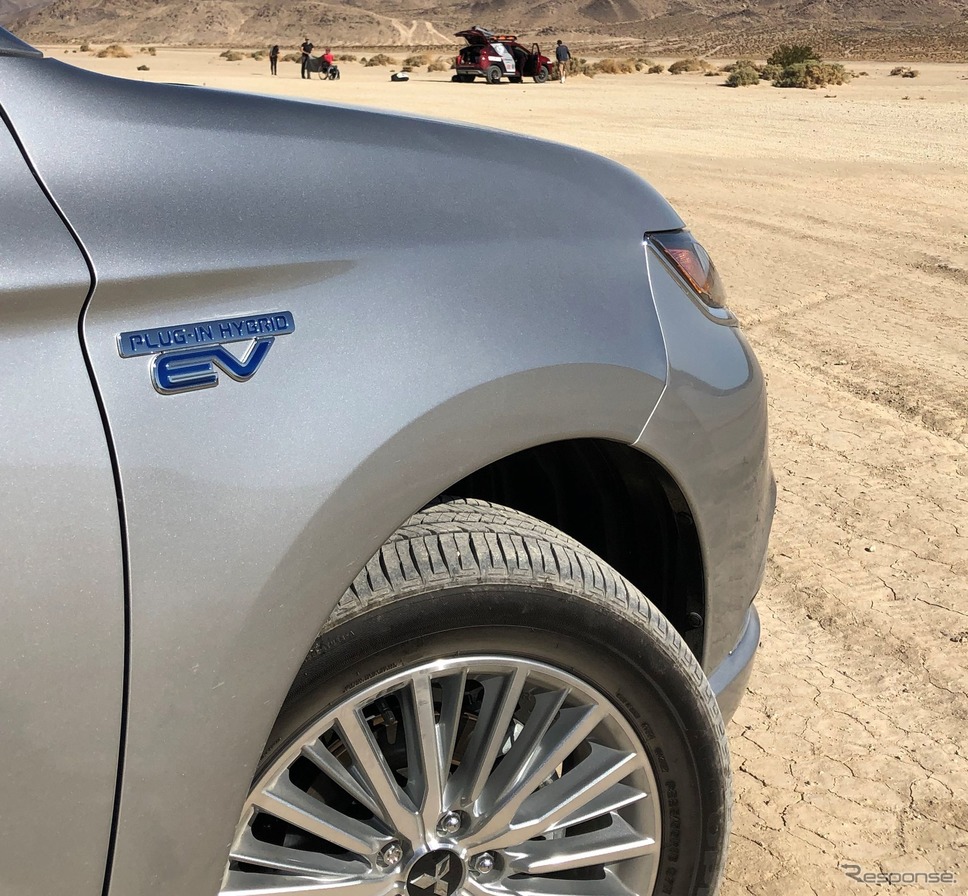 三菱 アウトランダー PHEV(米国仕様)《photo by Mitsubishi Motors》