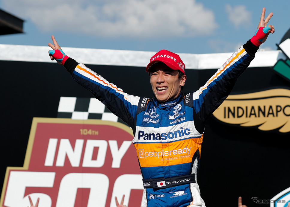 自身3年ぶり2度目のインディ500制覇を達成した#30 佐藤琢磨。《写真提供 INDYCAR》