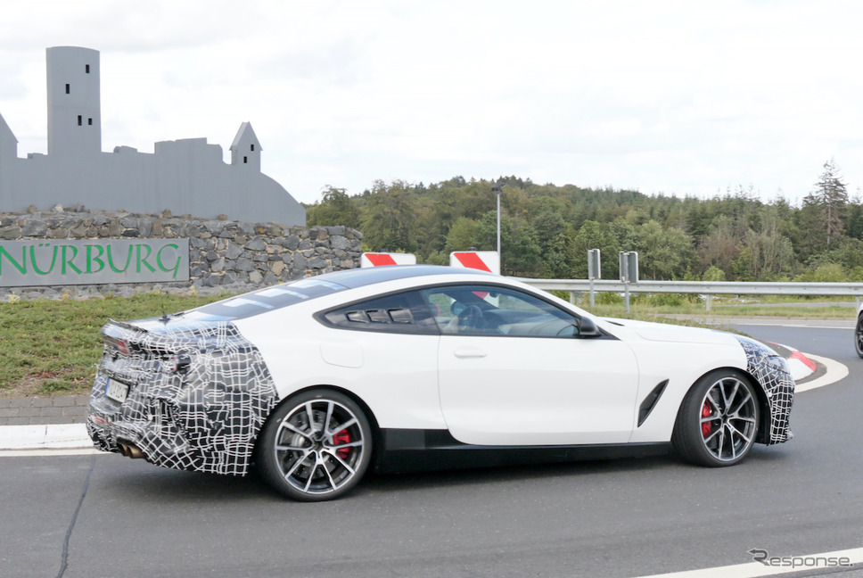 BMWの新型ミッドシップ・スーパーカー 開発車両（スクープ写真）《APOLLO NEWS SERVICE》