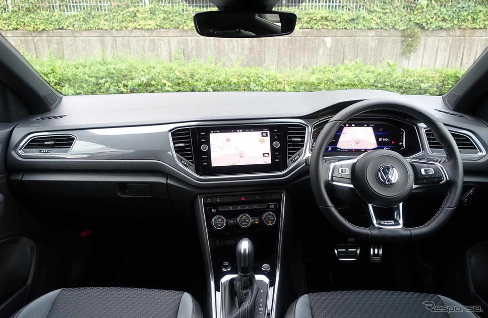 VW T-Roc R-Line《写真撮影 中村孝仁》