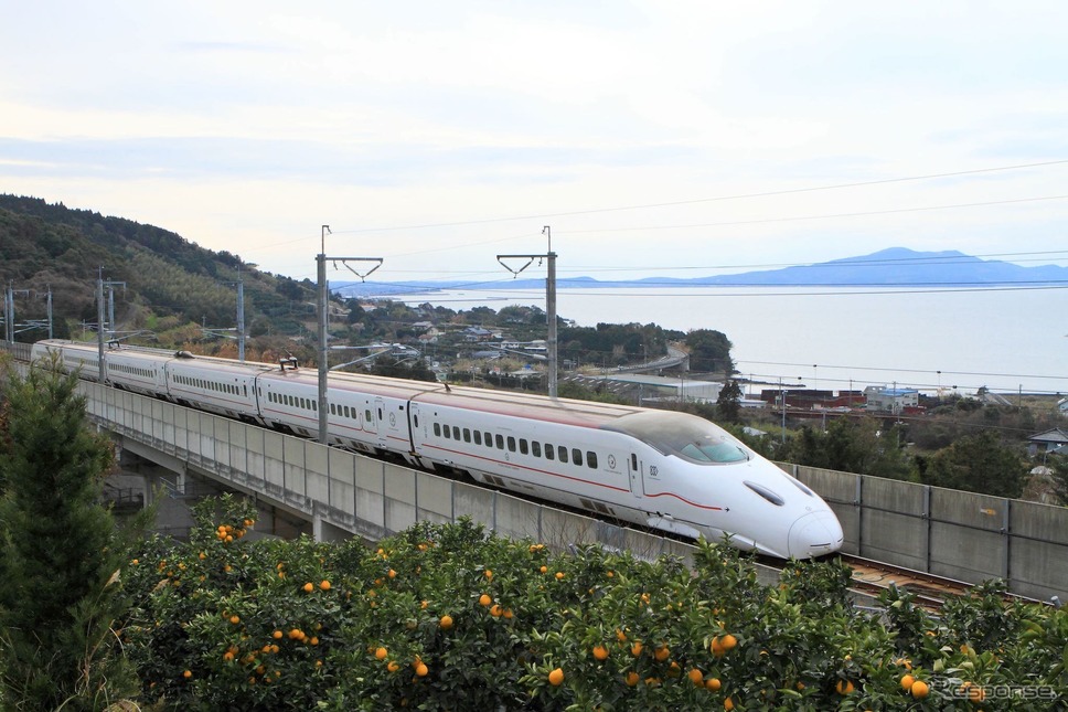 佐川急便の宅配便荷物輸送が検討されている九州新幹線。《写真提供 九州旅客鉄道》
