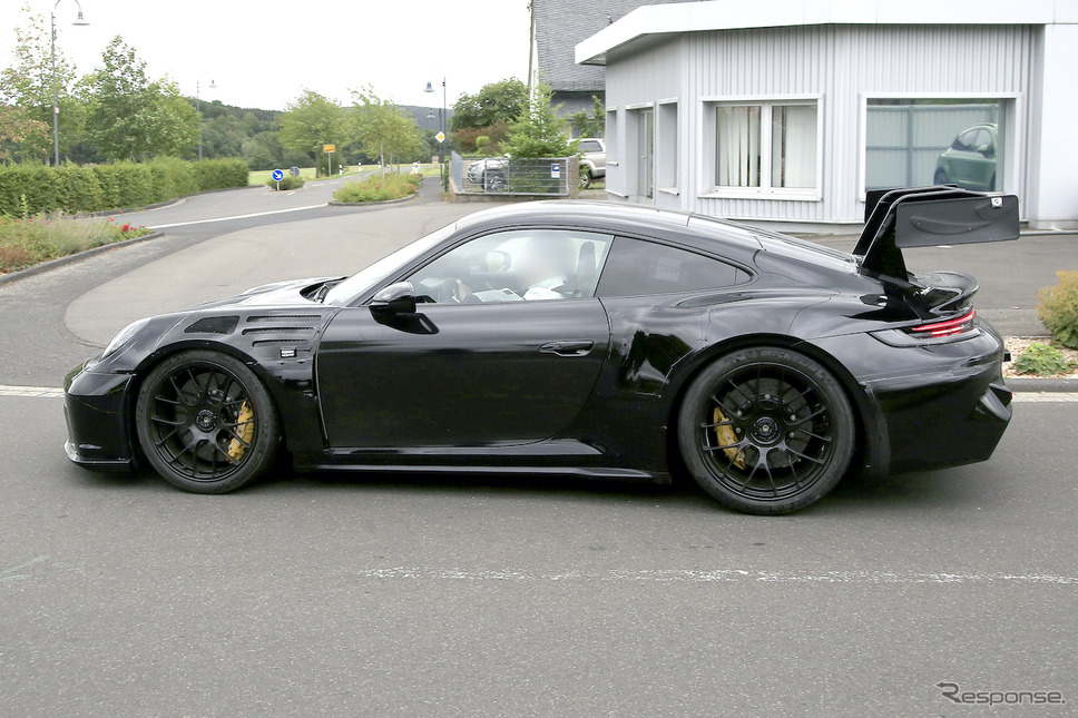 ポルシェ 911 GT3 RS 新型プロトタイプ　（スクープ写真）《APOLLO NEWS SERVICE》