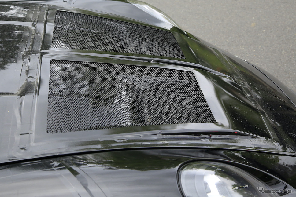 ポルシェ 911 GT3 RS 新型プロトタイプ　（スクープ写真）《APOLLO NEWS SERVICE》
