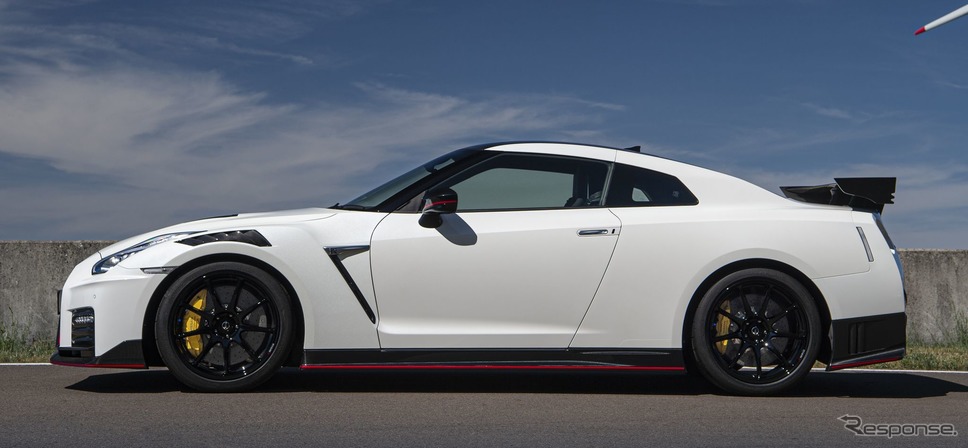 日産 GT-R NISMO の2021年モデル《photo by NISSAN》