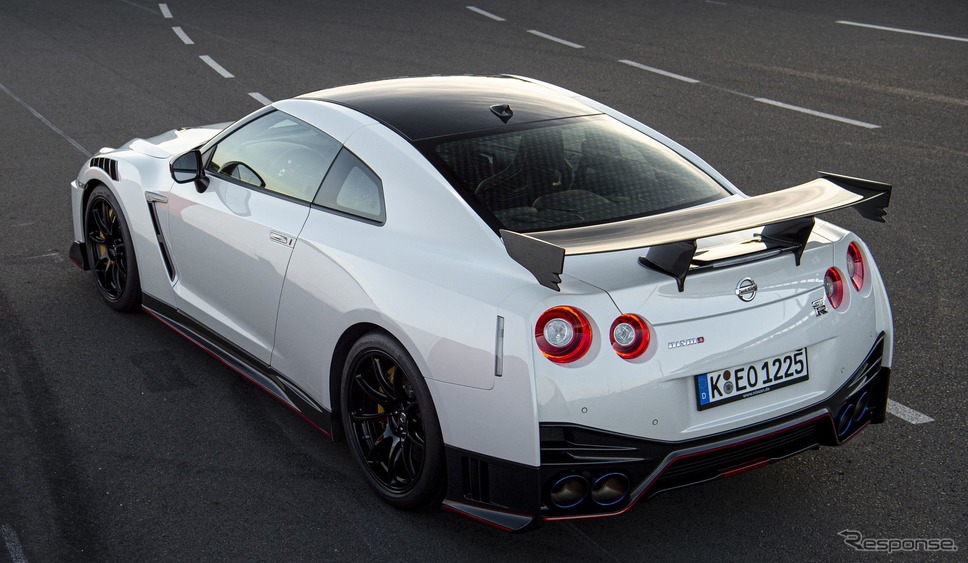 日産 GT-R NISMO の2021年モデル《photo by Nissan》