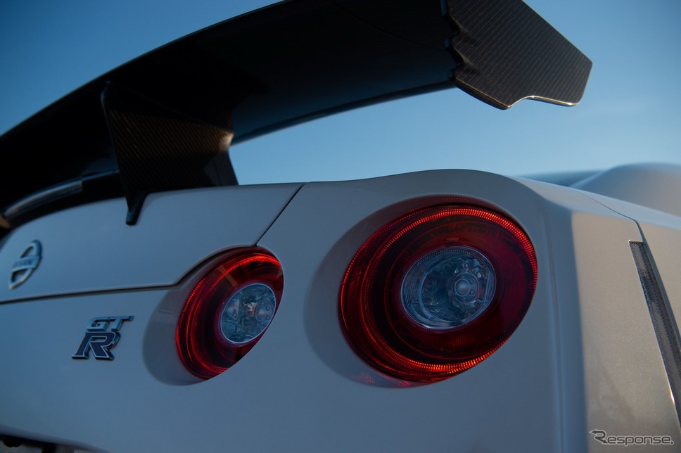 日産 GT-R NISMO の2021年モデル《photo by Nissan》