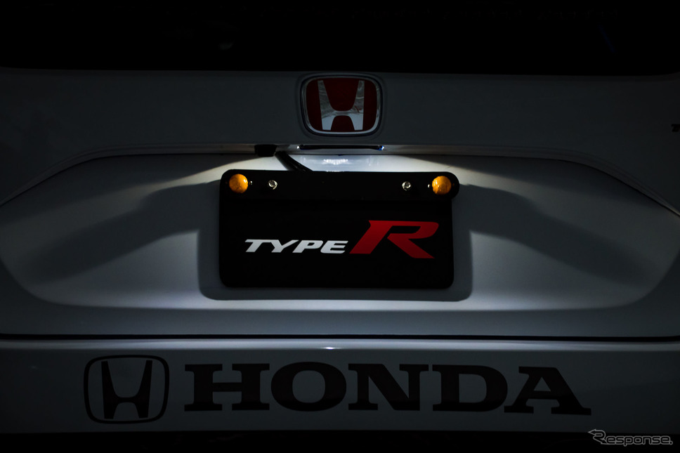 ホンダ・シビックタイプR改良新型のインディカー・シリーズのペースカー《photo by Honda》