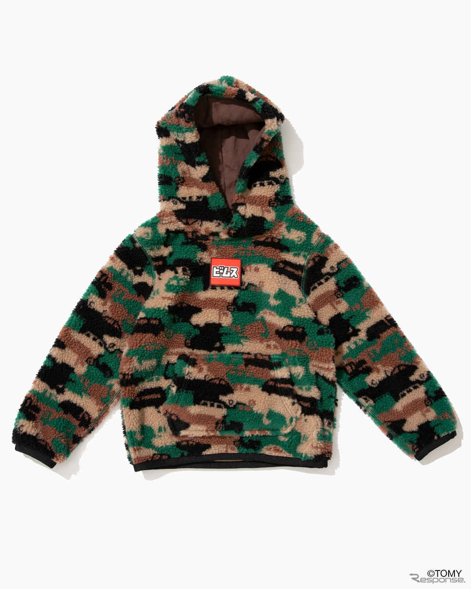 Fleece Hoodie（Kids）　カラー：Camouflage　サイズ：100, 110, 120　価格：6,800円（税別）《写真提供 ビームス》
