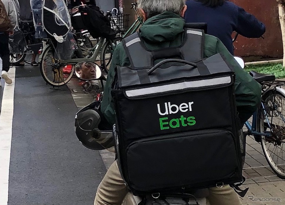 Uber Eats《撮影 藤井真治》