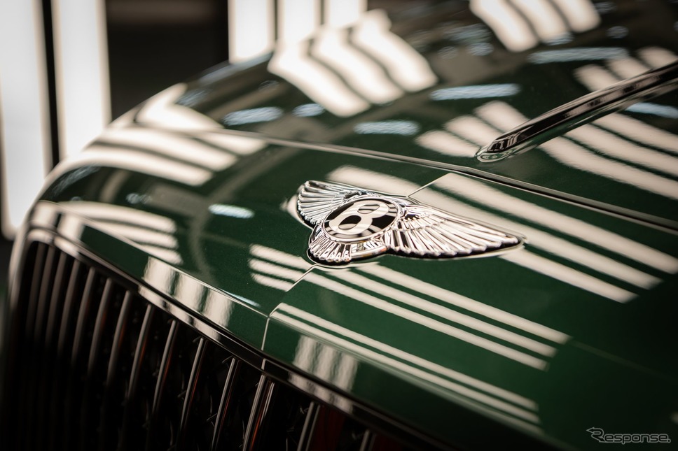 4万台目のベントレー・フライングスパー《photo by Bentley》