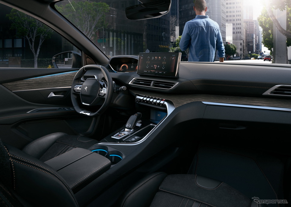 プジョー 3008 改良新型《photo by Peugeot》