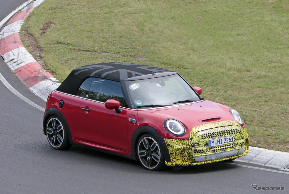 MINI クーパーS コンバーチブル 改良新型プロトタイプ（スクープ写真）《APOLLO NEWS SERVICE》