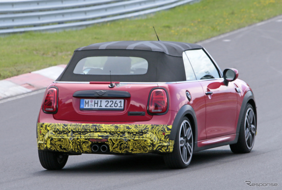 MINI クーパーS コンバーチブル 改良新型プロトタイプ（スクープ写真）《APOLLO NEWS SERVICE》