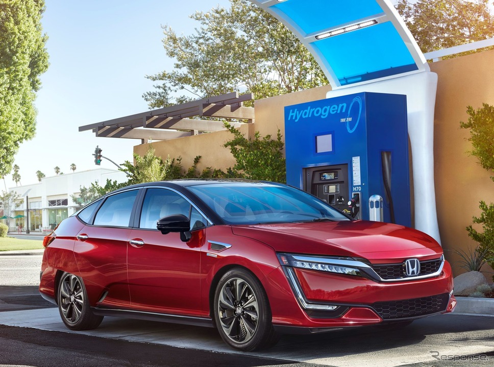 ホンダ・クラリティ・フューエルセル の2020年モデル(米国仕様)《photo by Honda》