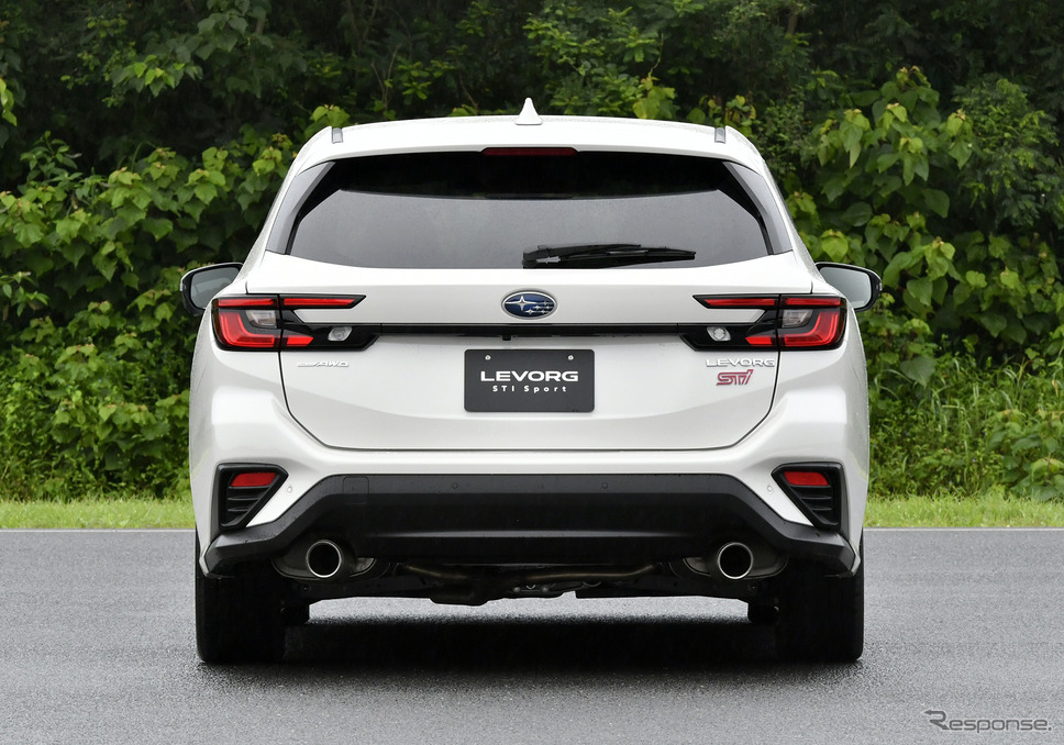 スバル レヴォーグ STI Sport(プロトタイプ)《写真提供 スバル》